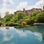Castel Monastero - The Leading Of The World 5* カステルヌオーヴォ・ベラルデンガ