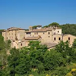 Castel Monastero - The Leading Of The World ホテル カステルヌオーヴォ・ベラルデンガ