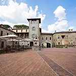 ホテル Castel Monastero - The Leading Of The World カステルヌオーヴォ・ベラルデンガ