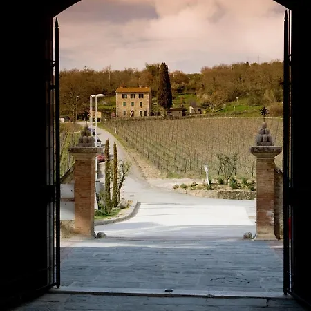 Castel Monastero - The Leading Of The World Отель Кастельнуово-Берарденга